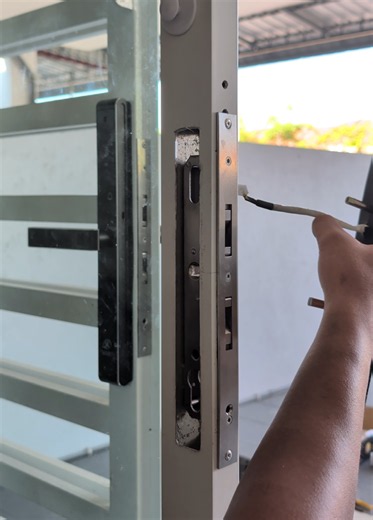 Smart Door Lock Ipoh: Wan Terima Kerja Luar (Cas Transport)
