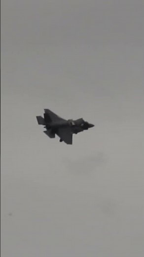RAF F-35 in the pattern for a landing....