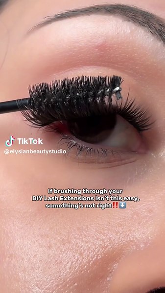 Easy Tips for Applying Lash Clusters Successfully