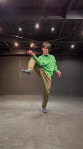 発明❗️新技スリップウォークステージ初披露Part25Slipwalk後ろに歩いているにも関わらず前に進む MichaelJacksondancemoonwalkマイケルジャクソンダンスムーンウォーク