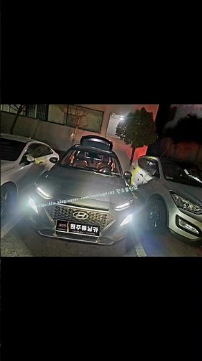 코나 폴대 안테나 부러짐 으로 순정샤크 안테나 교체 시공 순정부품사용으로 더욱 안전하고 완벽한 호환 차량 바디동일 색상으로 진행합니다. 010 9186 8272 원주 튜닝카