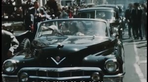 DOUGLAS MACARTHUR HOMECOMING PARADE in SAN FRANCISCO, CALIFORNIA APRIL 17, 1951