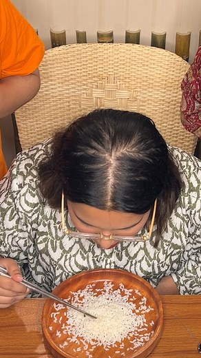 Most rice grains eaten in one minute using chopsticks 🥢⏱️ 37 by Sumaiya Khan 🇧🇩 | Guinness World Records