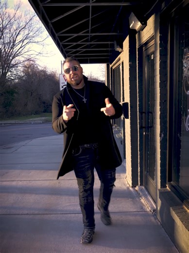 Love the name of that barbershop!! speaking of barbershops... The UK has more barbershops than Ive ever seen! Facts!! catch me on tour with @Boyzlifeofficial starting in February #newsong #countrypop #countrymusic #barbershop #smalltown