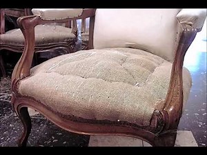 Video of the restoration of a Voltaire chair in use by the Pau crafts association