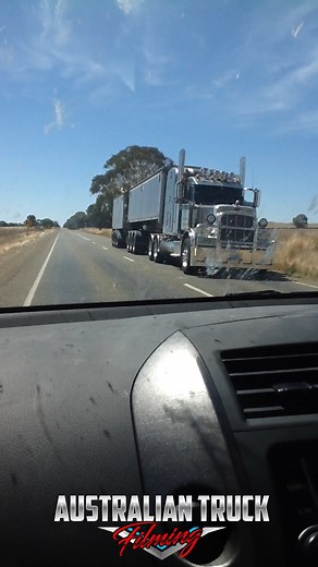 Garden Grove Haulage Peterbilt 388 with bulk haulage tipper trailers. #trucks #peterbilt | Australian Truck Filming
