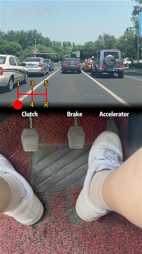 4.8M views · 40K reactions | Experience the joy of driving with me!#driving #skills#knowledge#fpy#tips #foruyou | Jobs Car Tips | Facebook