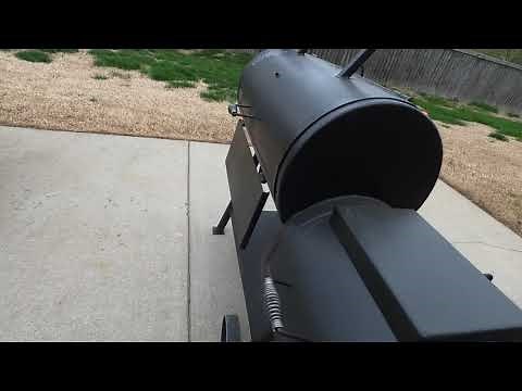 Old Country Brazos DLX Offset smoker