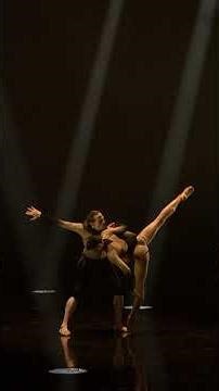 Woolf Works – Orlando pas de Deux #WoolfWorks #TheRoyalBallet #WayneMcGregor #RoyalBalletAndOpera