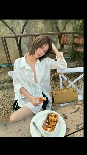 Please fix the buttons on your shirt, P'emi🤧🔥❤️.. #emithasorn #emibonnie