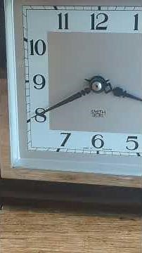 Mains Powered Smith Sectric Bakelite Mantel Clock AFTER Conversion to Quartz / Battery