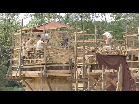 Un château médiéval en construction à Guédelon, dans l’Yonne