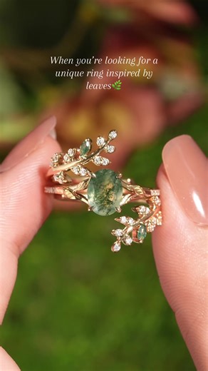 Custom Alexandrite Gemstone Leaf Ring | Nature Inspired Wedding Ring