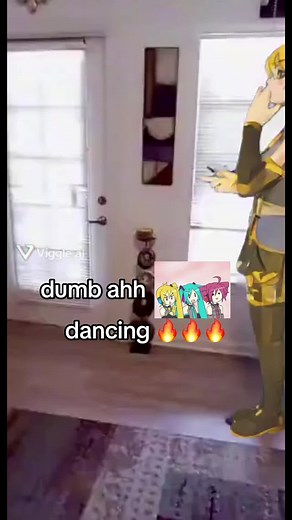 Triple Baka Dance: Discover the Vocaloid Craze