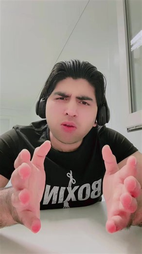 Join the DMC Group in Free Fire!