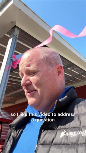 Your legally blind how Q&A session:What’s with the hands and feet? #relaxing #legallyblind #blind #choroideremia #farmlife