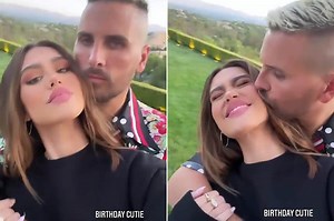 Amelia Hamlin and Scott Disick Pack on the PDA