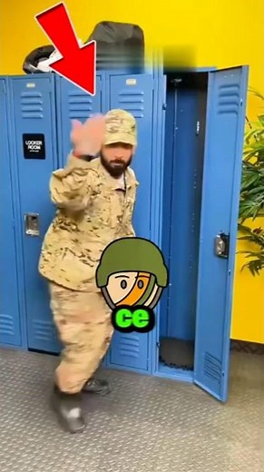 A soldier hides in a school locker to surprise his daughter… 💖😭