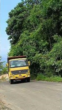 Risky hairpinbend road Kerala travell in full load tipper...#driving