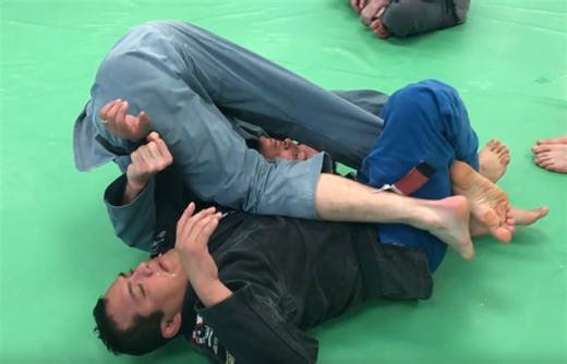How to Do the Shaolin Sweep in Brazilian Jiu-Jitsu