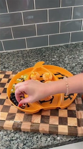 Trying to make the little moments magical this season 🎃 we love making these easy and healthy