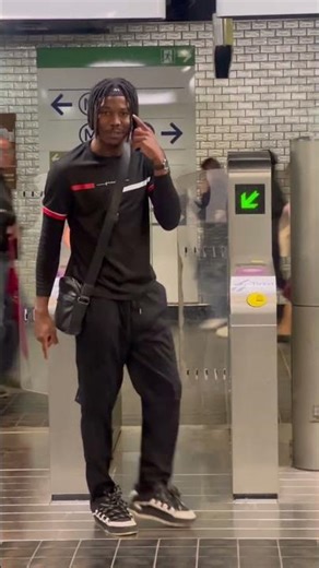 Easy technique 😂💔 subway