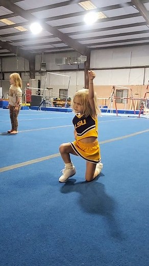 Teaching 3-5 year olds to cheer is a task🤣🤣 a very cute task | Zee's Gymnastics