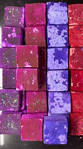 18K views · 604 reactions | Homemade multy dyed crunchies ⬛️ ||cre_Unplainjaneasmr 﫵 #facebookgymchalk #asmrsoundchalk #shortsreels #oddlysatisfyingasmr | Divya Bharti | Facebook