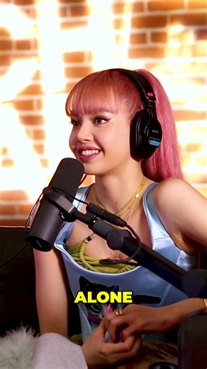 Lisa Solo Performance: Dancing and Singing Alone #shorts