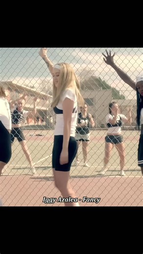 🔥 Iggy Azalea made “Fancy” one of the biggest hip-hop anthems of the 2010s 👑🎤#IggyAzalea #Fancy #HipHop #RapMusic #MusicLegend
