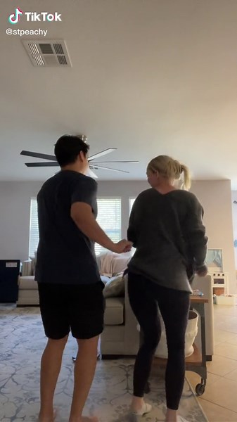 Let’s goooveee tonight 🕺#letsgroovetonightchallenge