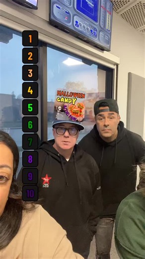 I don’t think this 🎃 Halloween candy rating went well 😂! | Virgin Radio Winnipeg