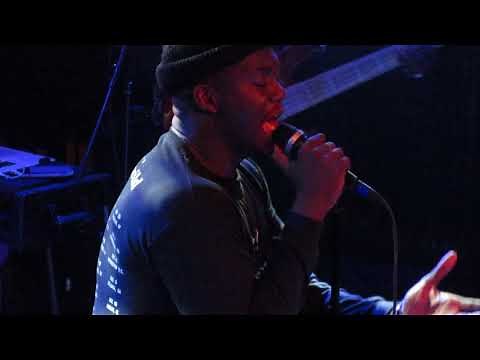 Jacob Banks - "Silverlining" (Live in Cambridge)