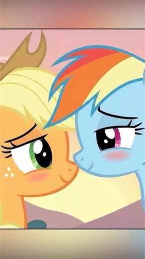 IS RAINBOW DASH AND APPLEJACK REALLY CANON?