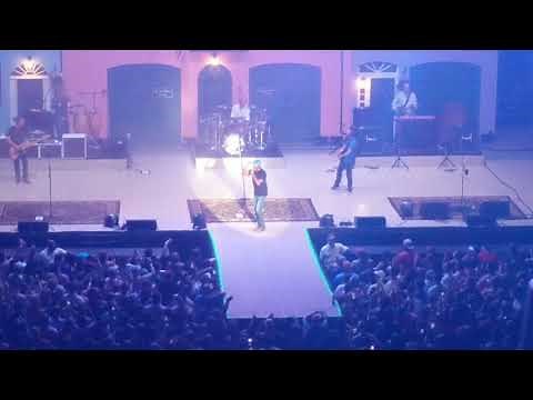 Hootie and the Blowfish (Darius Rucker) - Alright