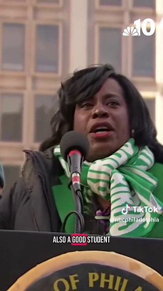 Philly Mayor's Eagles Chant Flub at Pep Rally