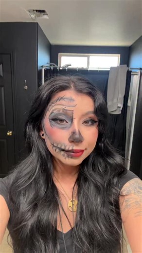 1.7K views · 393 reactions |  #emily #emilycorpsebride #corpsebride #halloween #halloweenfacepaint #halloweeninspo #réel #reel | Emily Ibarra | Facebook