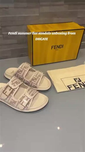 Fendi summer sandals unboxing 💯👟 Link 🔗on my bio to purchase yours💝 you can send me a DM if you can't find the link 🔗 #unboxing #fyp #dhgate #u #fypシ