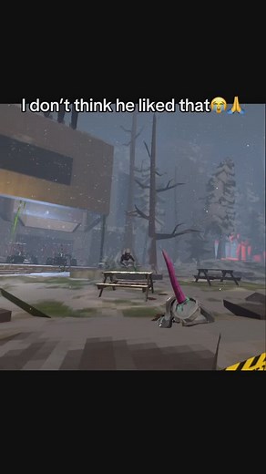 I DONT THINK HE LIKED THAT 😂🙏 #funny #gamer #viral #vrchat #fyp #funnymoments #rage #explore #vr | Bombaclatmemez