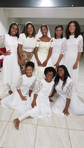 O encontro!🤍 . Coreografia - festividade das senhoras - Ele virá! . #apresentação #coreografia #elevira #ministracao #explorar #fy #fypシ゚viral #festividade #branco #noiva #encontro #igreja #assembleiadedeus #ministras #mdev #maravilhosoes