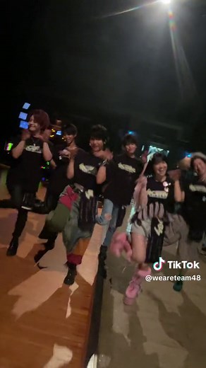 全力えびぞりターンをライブで披露！