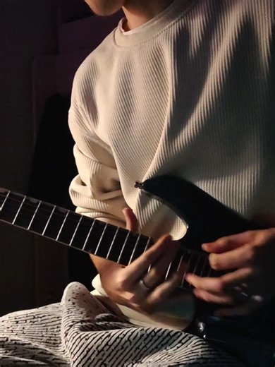 Ain't Talkin' 'Bout Love: EVH Guitar Technique