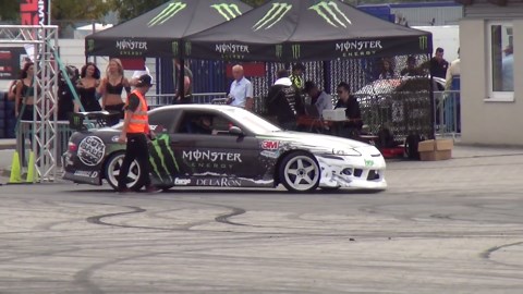 Toyota Soarer Gymkhana Drift Action – Intense Smoke & Power Slides!