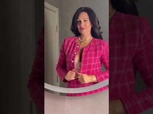 Anne Louise - Secrets Timeless Beauty, Nylons model & High Heels Biography Facts Lifestyle