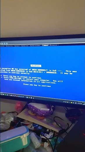 Windows 95 blue screen of death