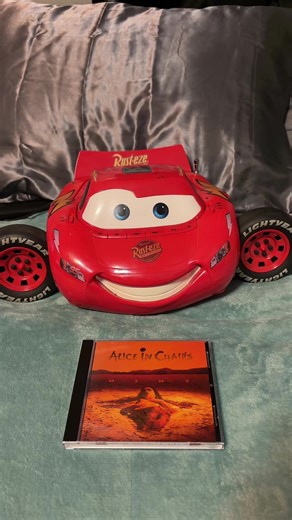 junkhead (personal favorite) #mcqueen #cdplayer #fyp #physicalmedia #aliceinchains