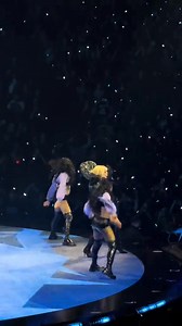 105K views · 3.9K reactions | Lady Gaga Applause live Mayhem Ball tour in Las Vegas #LadyGaga #Applause #thequeen #lasvegas | Lady Gaga Italia Fans | Facebook