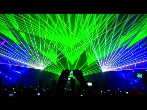 Disco Lights & DJ Laser Show on Huge Stage – 10 Hours Seamless 4K Loop Visual