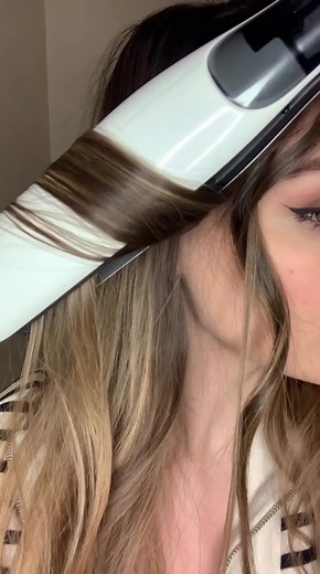 Découvrez le steampod 3.0, le lisseur iconique à vapeur. ✨Qui l’a déjà adopté ?! ✋#nocibe #steampod