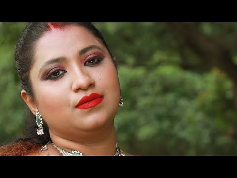 Saree Fashion | Saree Model - Puja | Purple Handloom Saree | Saree Sutra